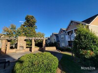 10330 McGoogan Ln in Charlotte, NC - Foto de edificio - Building Photo