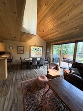 231 E Rabbit Ct in Silverthorne, CO - Building Photo - Building Photo