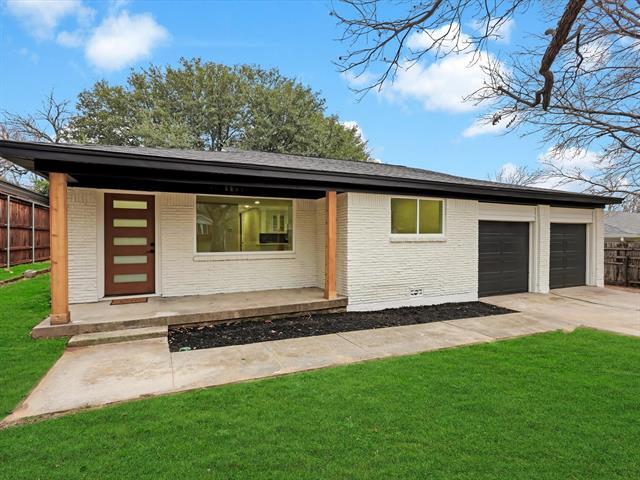 6005 St Johns Ln in Fort Worth, TX - Building Photo - Building Photo