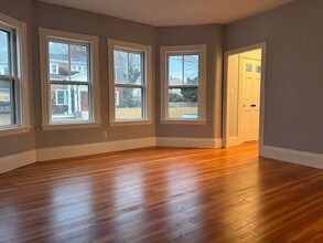 5 Lothrop St, Unit 1F in Plymouth, MA - Building Photo - Building Photo