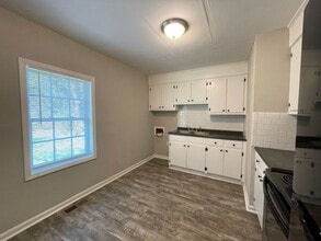 713 Old Farm Rd in Moore, SC - Building Photo - Building Photo