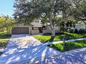 987 Nicklaus Dr in Rockledge, FL - Building Photo