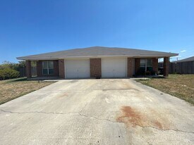 2609 Vernice Loop, Unit Unit A in Killeen, TX - Building Photo
