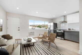 1443 N Ave 47 in Los Angeles, CA - Building Photo - Building Photo
