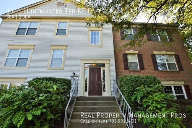 property at 1101 Huntmaster Terrace NE