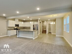 1835 Sea Horse Rd in Reno, NV - Foto de edificio - Building Photo