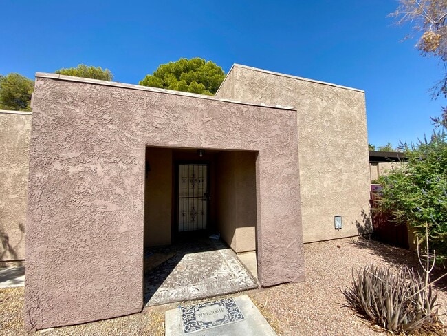 property at 4260 HAMPSHIRE GREEN Ct