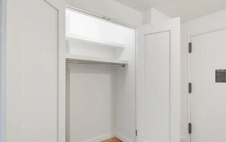 856 10th Ave in New York, NY - Building Photo