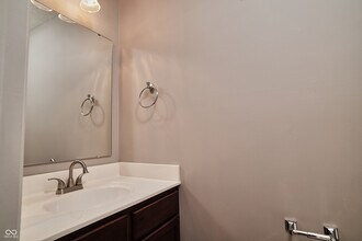 11813 Traymoore Dr in Fishers, IN - Building Photo - Building Photo