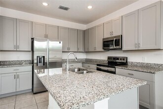 111 Roseville Dr in Haines City, FL - Building Photo - Building Photo