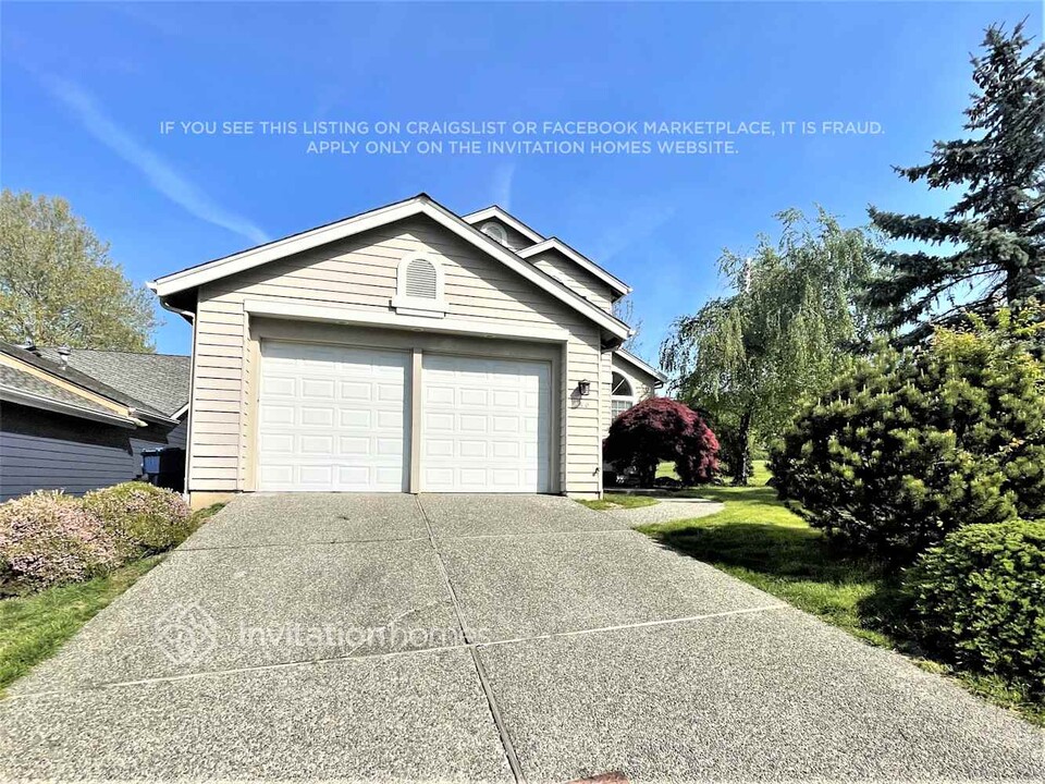 746 S 32nd St in Renton, WA - Building Photo