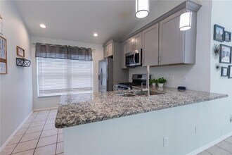 3253 Huntwicke Blvd in Davenport, FL - Building Photo - Building Photo