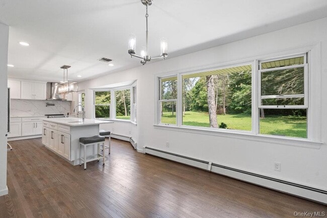 property at 1950 Midlane Rd