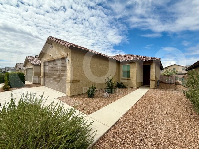13181 E Iron Chief Dr in Tucson, AZ - Building Photo - Building Photo