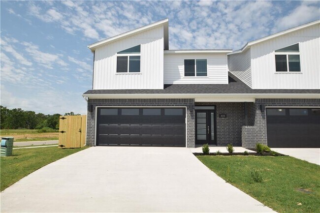 property at 401 Amethyst Rd