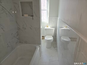 126 Sherman Ave in Waterbury, CT - Building Photo - Building Photo