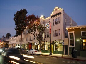 5530 College Ave in Oakland, CA - Building Photo - Building Photo