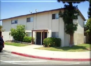 2103 Brownwood Ave in Anaheim, CA - Building Photo - Building Photo