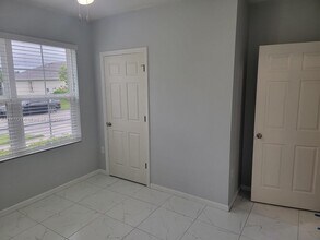 3281 Roxbury Pl SW in Vero Beach, FL - Foto de edificio - Building Photo