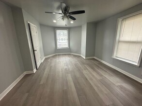 529 Brinton St in Philadelphia, PA - Building Photo - Building Photo