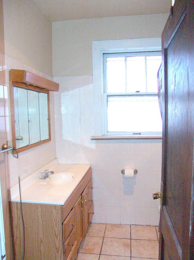 5218 Holly Hills Ave, Unit 2 in St. Louis, MO - Foto de edificio - Building Photo