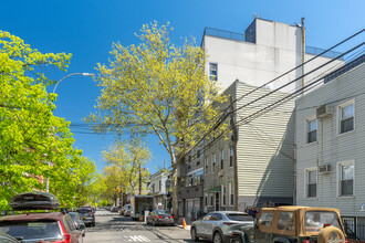 154 Skillman Ave in Brooklyn, NY - Building Photo - Building Photo