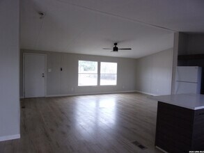 360 Rangeland Rd in Blanco, TX - Building Photo - Building Photo