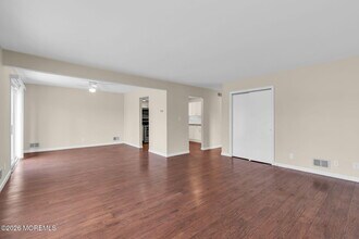 404 9th Ave in Belmar, NJ - Building Photo - Building Photo