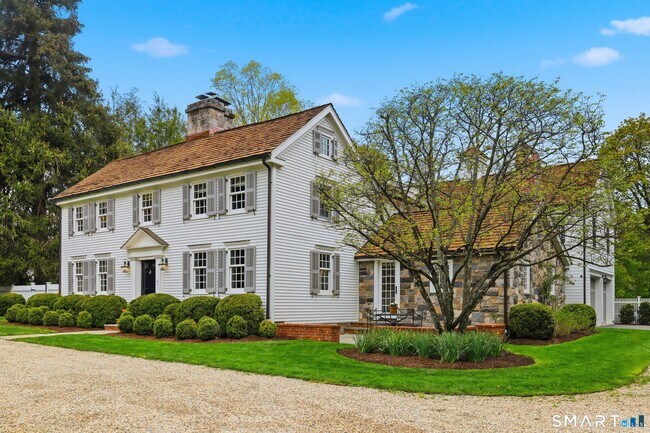 4 Swifts Ln in Darien, CT - Building Photo - Building Photo