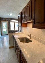 69 Baldwin St, Unit #2 in Boston, MA - Foto de edificio - Building Photo