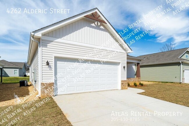 4262 Alderic St in Tuscaloosa, AL - Building Photo - Building Photo