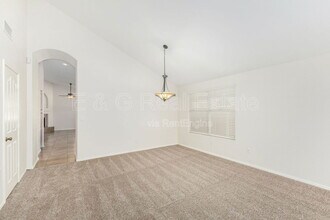 1180 W Jeanine Dr in Tempe, AZ - Building Photo - Building Photo