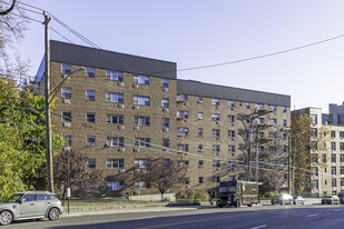 3240 Riverdale Ave Apartments