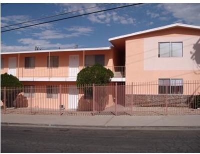 Desert Royal Apartments in Barstow, CA - Building Photo - Building Photo