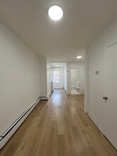 43 Storms Ave, Unit 1L in Jersey City, NJ - Foto de edificio - Building Photo