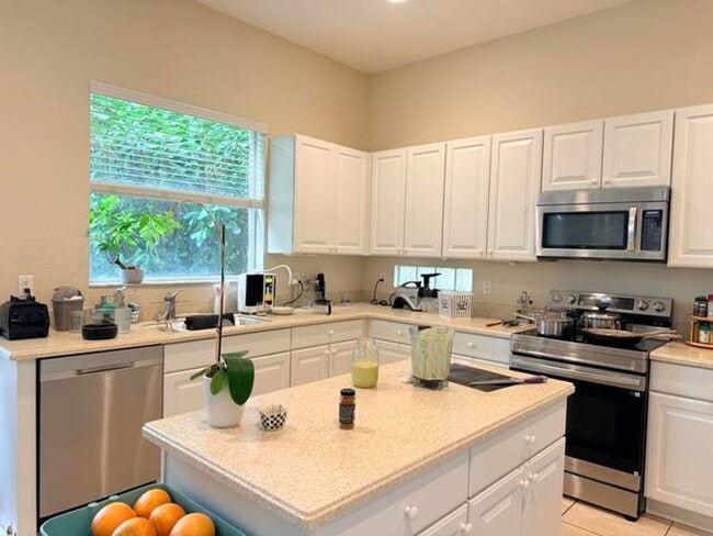 property at 17 Country Lake Cir
