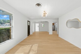 1302 S 2nd St in Killeen, TX - Building Photo - Building Photo