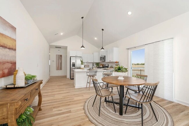 2129 E Elk Rdg Ave
