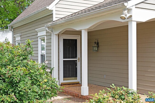 3400 Moubry Ln in Charlottesville, VA - Building Photo - Building Photo