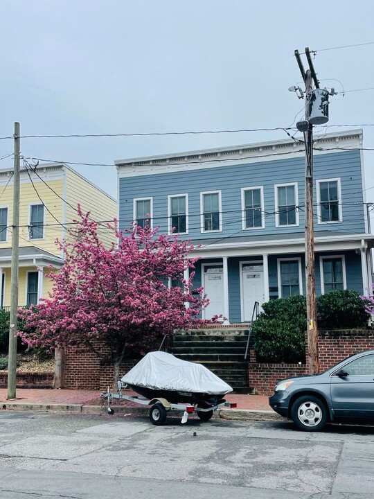805 1/2 N 23rd St in Richmond, VA - Foto de edificio