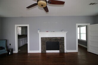 418 3rd St in Humble, TX - Building Photo - Building Photo