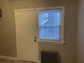 905 Austin St in Evanston, IL - Building Photo - Building Photo