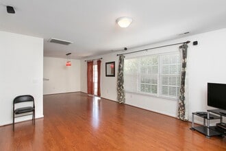 1119 Orchard Oriole Ln in Durham, NC - Building Photo - Building Photo