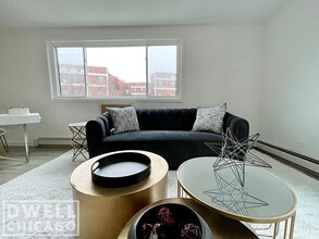 7609 N Sheridan Rd, Unit 1 in Chicago, IL - Foto de edificio - Building Photo