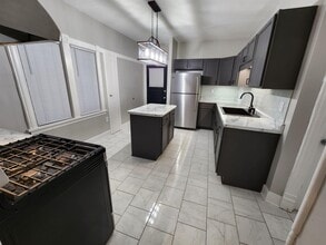 1513 S 63rd St, Unit 1515 S 63rd St in West Allis, WI - Building Photo - Building Photo