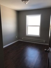 1805 7th Ave E-Unit -204 in Alexandria, MN - Foto de edificio - Building Photo
