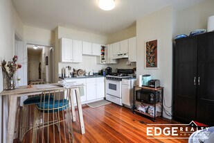 14 Bennett St, Unit 1 in Boston, MA - Building Photo