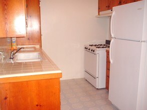 3745 S Centinela Ave in Los Angeles, CA - Building Photo - Building Photo