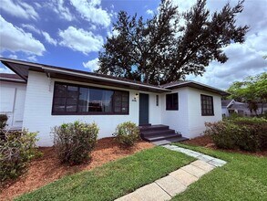 1004 Fleck Ave in Orlando, FL - Building Photo - Building Photo