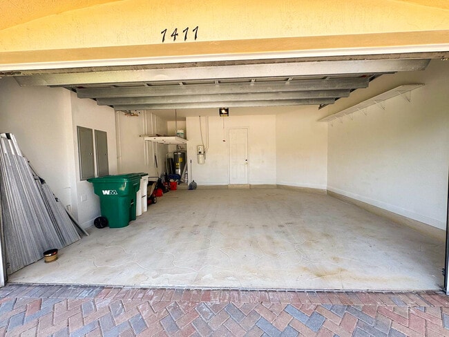 7477 NW 114th Terrace in Parkland, FL - Building Photo - Building Photo